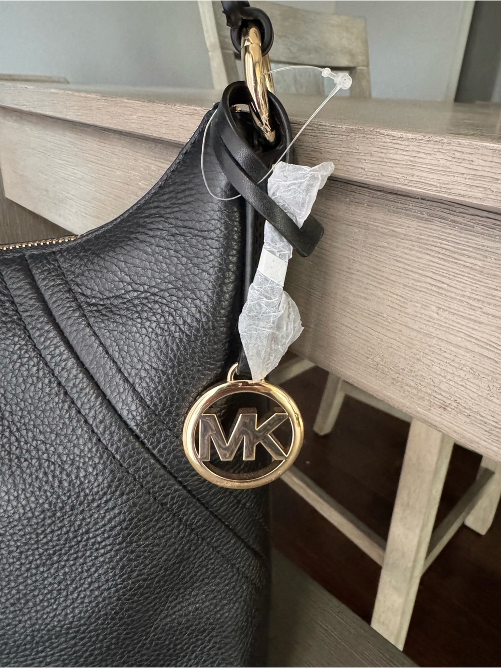 Michael Kors Black Pebbled Leather “Aria” Large Shoulder Bag/Crossbody - Picture 2 of 10